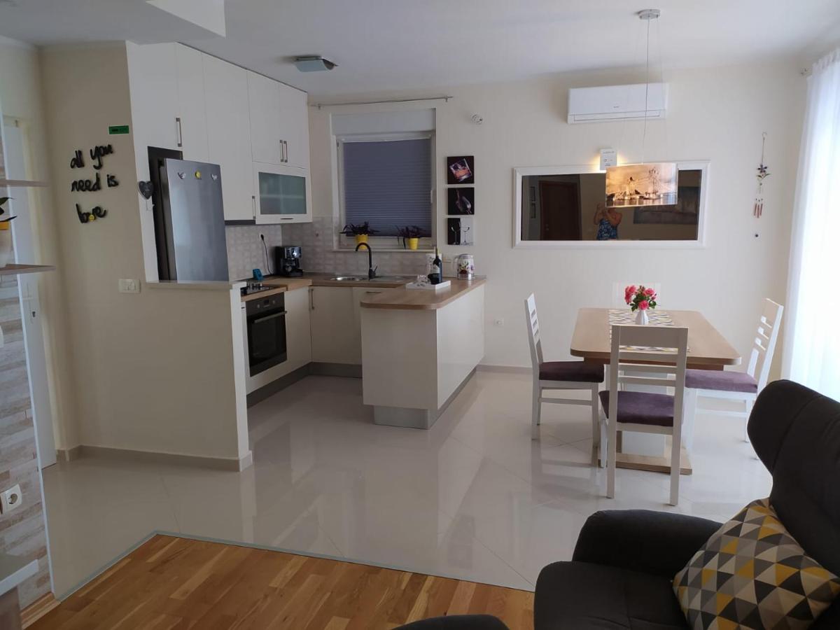 Apartman Pejic,Makarska,Veliko Brdo Διαμέρισμα Εξωτερικό φωτογραφία